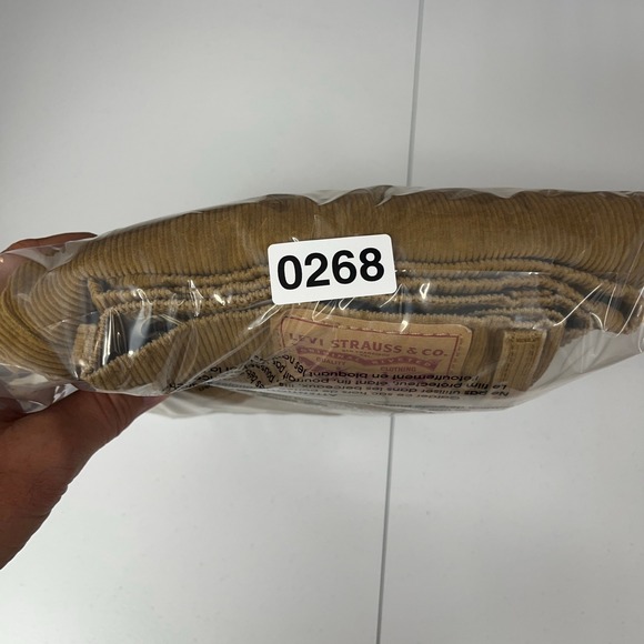 Levi's 94 Baggy Women's Corduroy Pants Camel Tan Khaki Size 25 Y2K - Picture 11 of 11